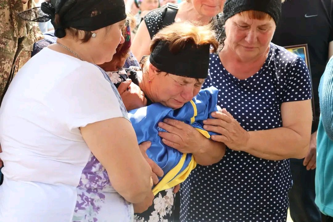 На вічний спочинок повернувся полеглий Вадим Мотріченко