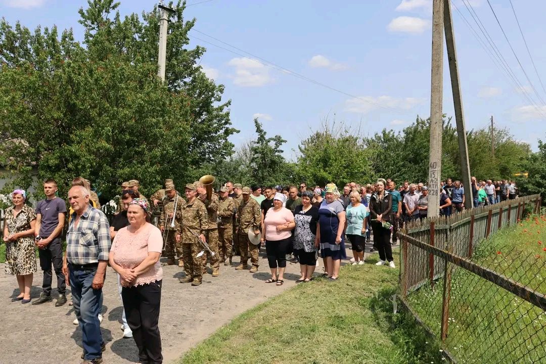 На вічний спочинок повернувся полеглий Вадим Мотріченко