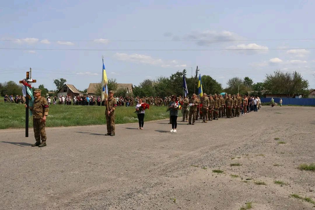 На вічний спочинок повернувся полеглий Вадим Мотріченко