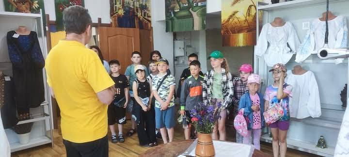 Глибокобалківські школярі завітали на екскурсії до «Соломії» та у краєзнавчий музей