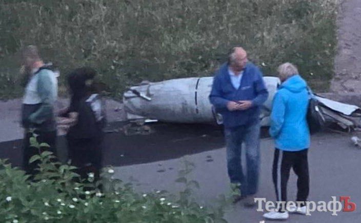 Росія обстріляла Кременчук: після нічної атаки знаходять касетні боєприпаси