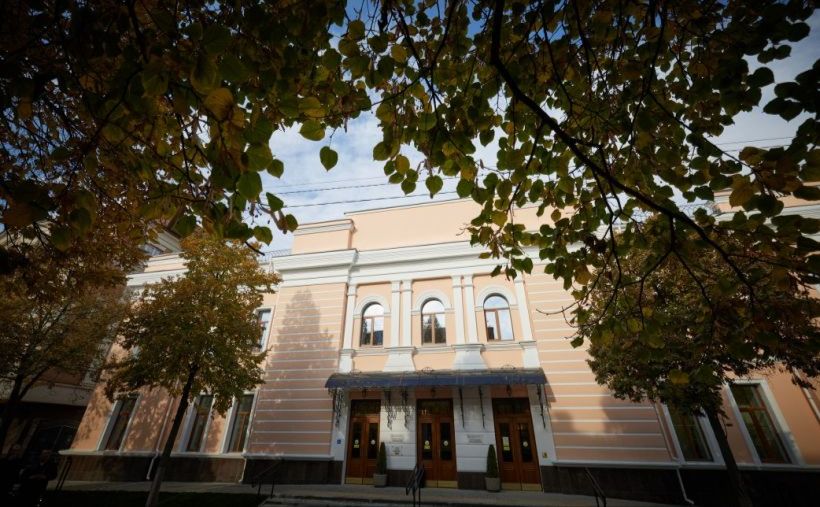 Обласна філармонія запрошує на культурно-мистецькі заходи
