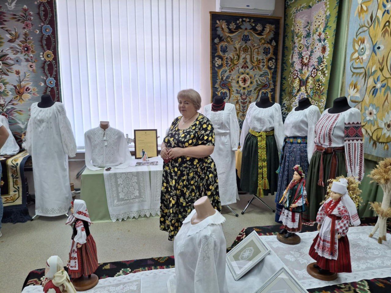 ВЦВК проводить екскурсії для гостей із різних регіонів
