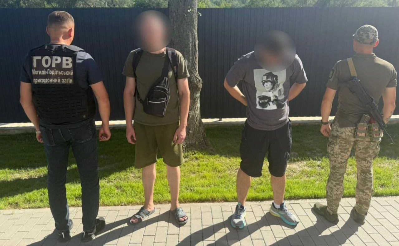Чоловік з Полтавщини намагався втекти до Молдови на акваскутері