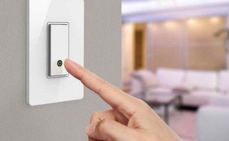Енергетики закликають ощадливо використовувати електроенергію в години пік