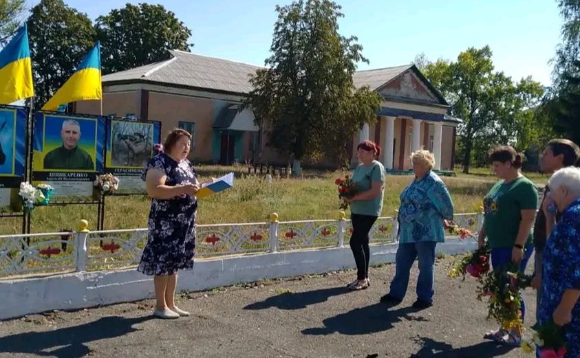 У Лимані Першому вшанували пам’ять загиблих у війні односельців
