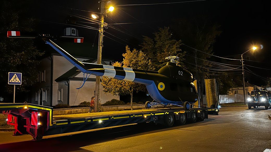 Замість царя Петра — український вертоліт
