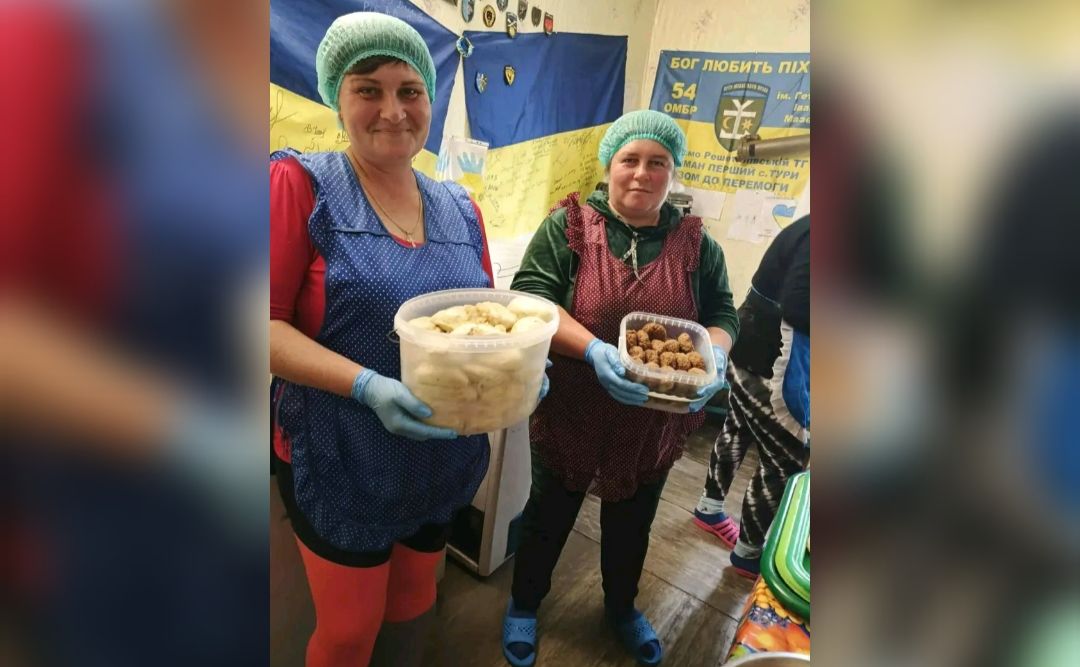 Господиням зі «Смаколиків для захисників» терміново потрібні продукти