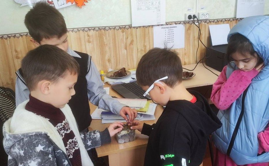 У Глибокобалківському навчальному закладі триває акція на підтримку тварин