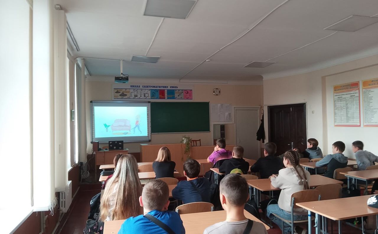 Із решетилівськими ліцеїстами говорили про кібербезпеку