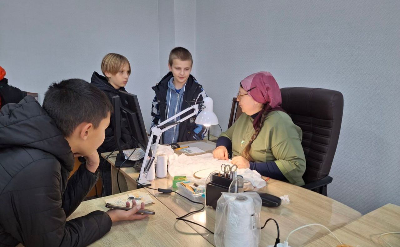 Решетилівська учнівська молодь відвідала ВЦВК