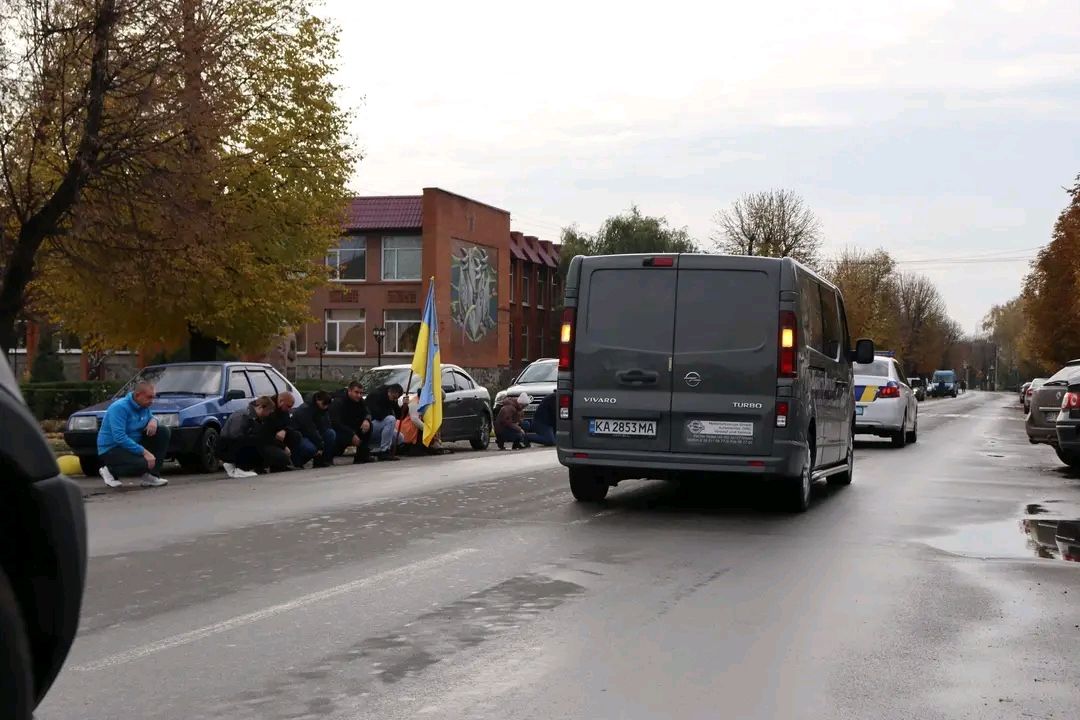Решетилівська громада попрощалася із загиблим захисником Владиславом Бабаніним