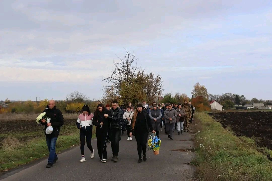 Решетилівська громада попрощалася із загиблим захисником Владиславом Бабаніним