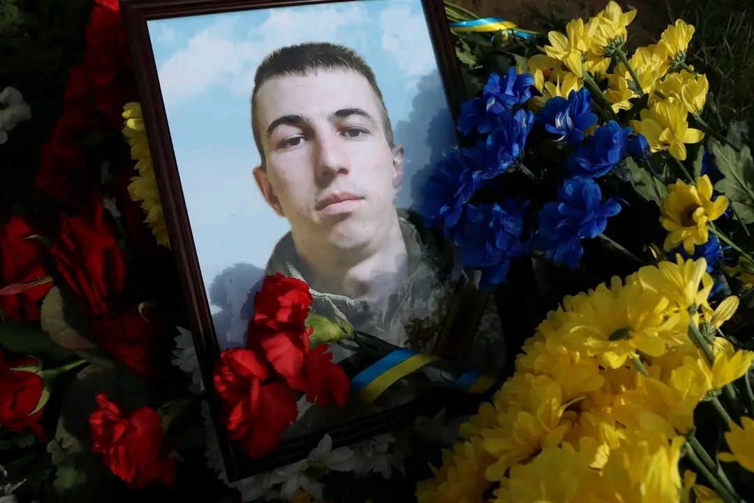 Решетилівська громада попрощалася із загиблим захисником Владиславом Бабаніним