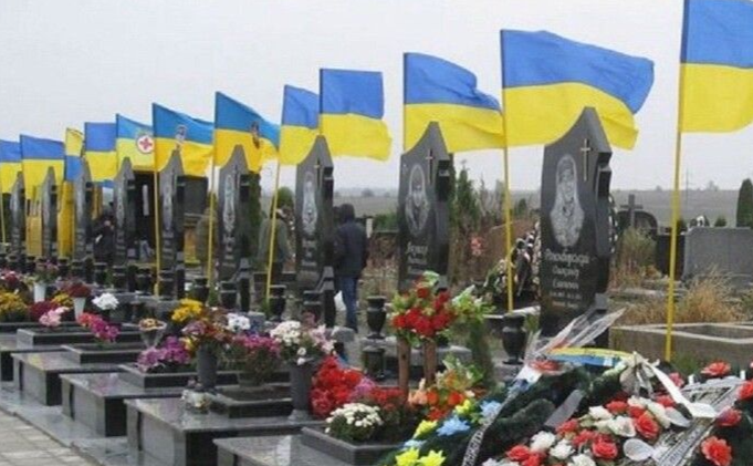 Перепоховання загиблих захисників здійснюватимуть за бюджетні кошти