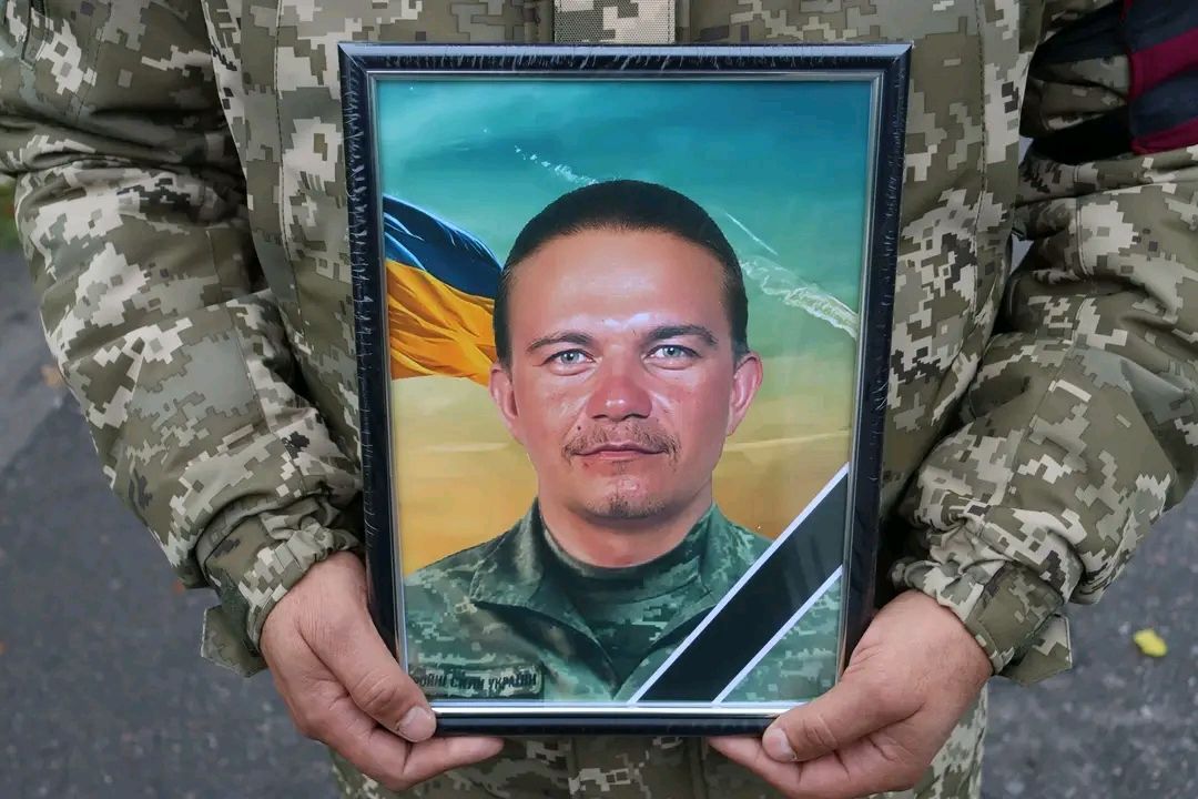 У Решетилівці попрощалися із захисником Павлом Пімочкіним
