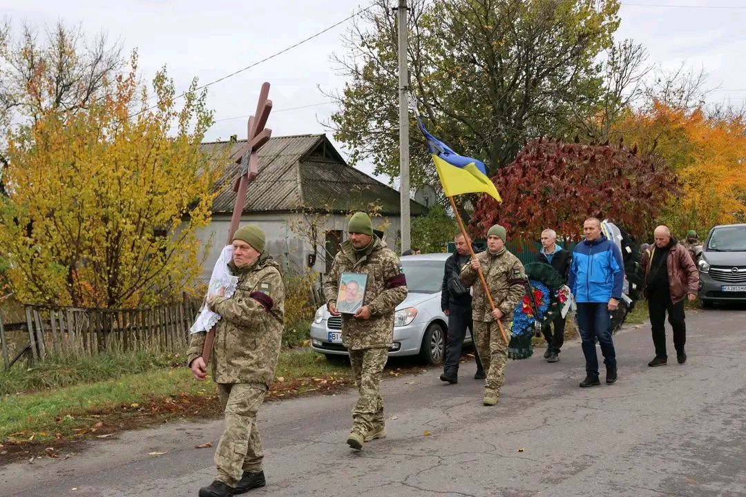 У Решетилівці попрощалися із захисником Павлом Пімочкіним