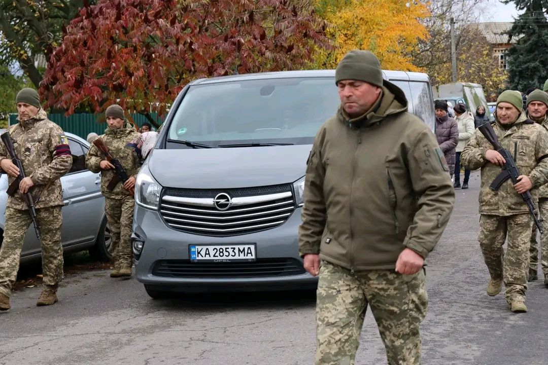 У Решетилівці попрощалися із захисником Павлом Пімочкіним
