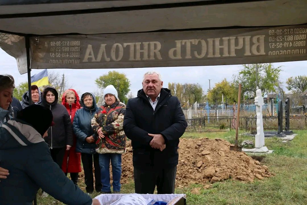 У Решетилівці попрощалися із захисником Павлом Пімочкіним