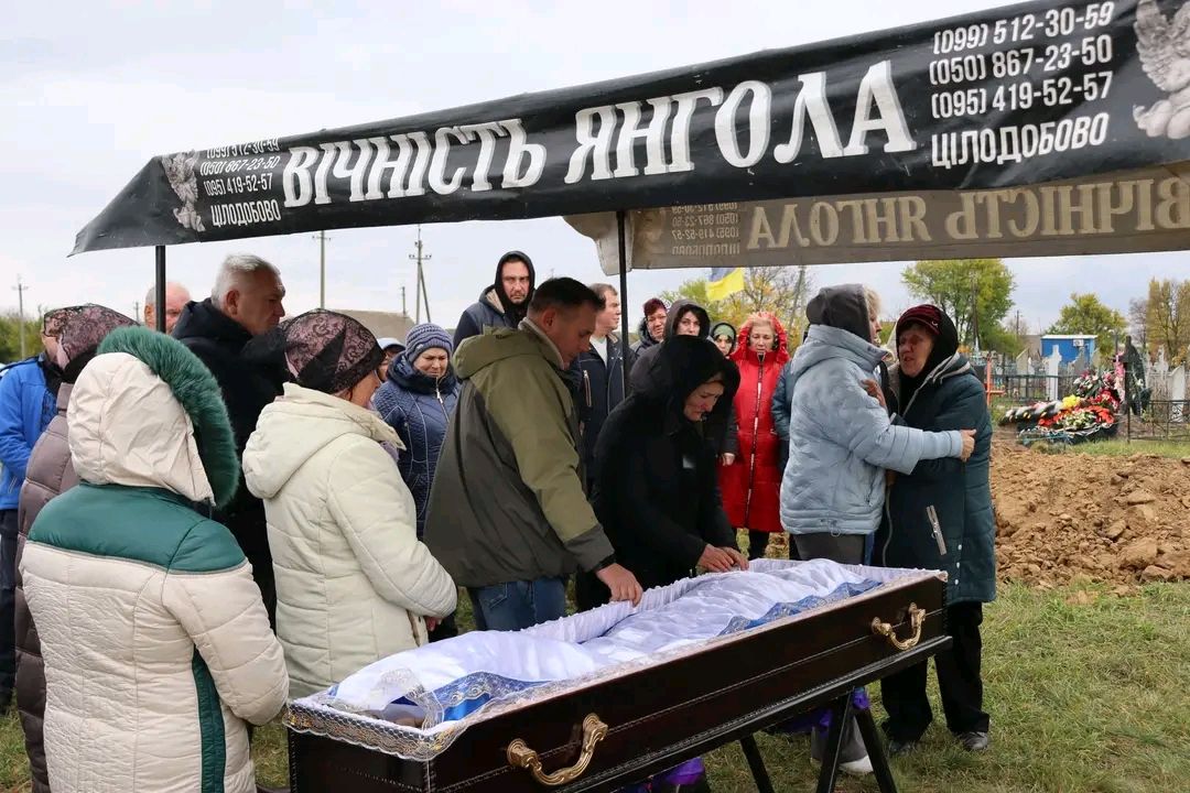У Решетилівці попрощалися із захисником Павлом Пімочкіним