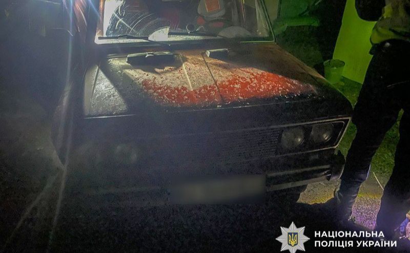 Біля Пришиба браконьєри протаранили службовий автомобіль єгерів