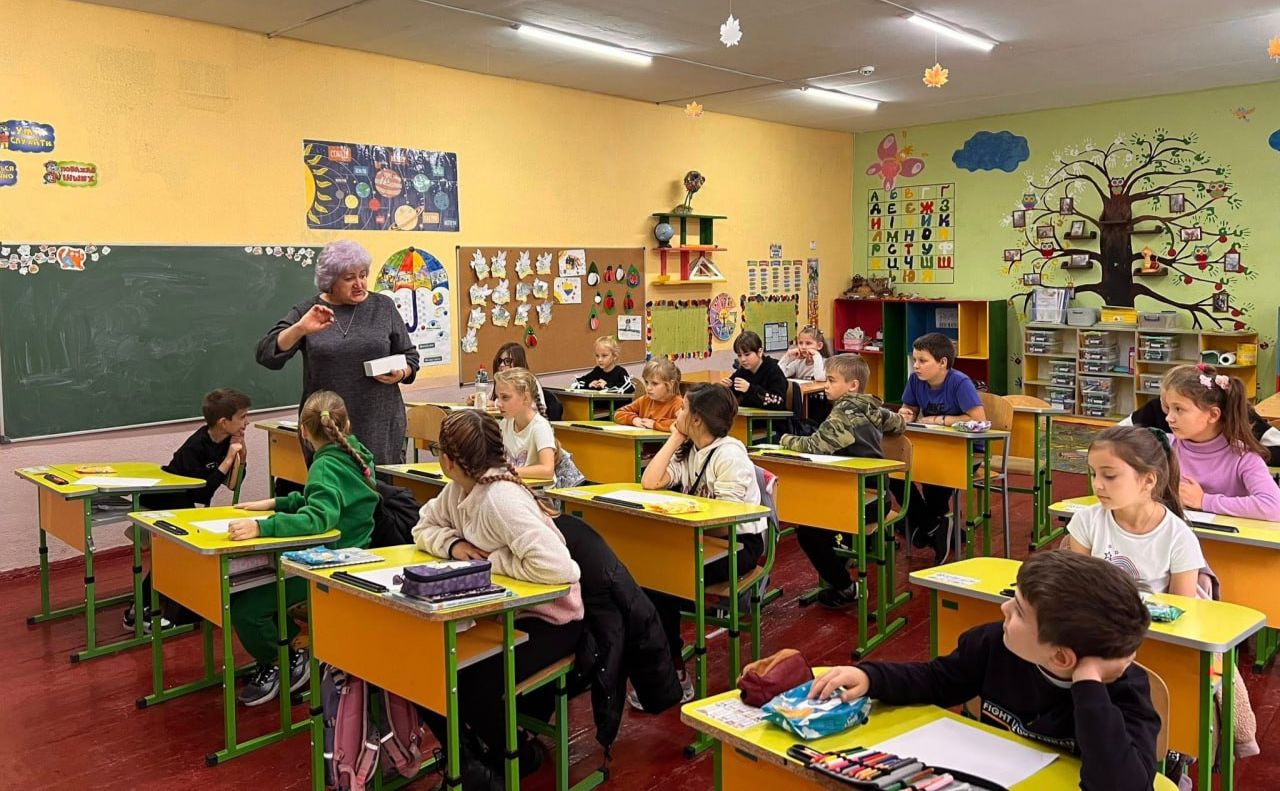 Магія вугілля: покровські школярі відвідали майстерклас із малювання