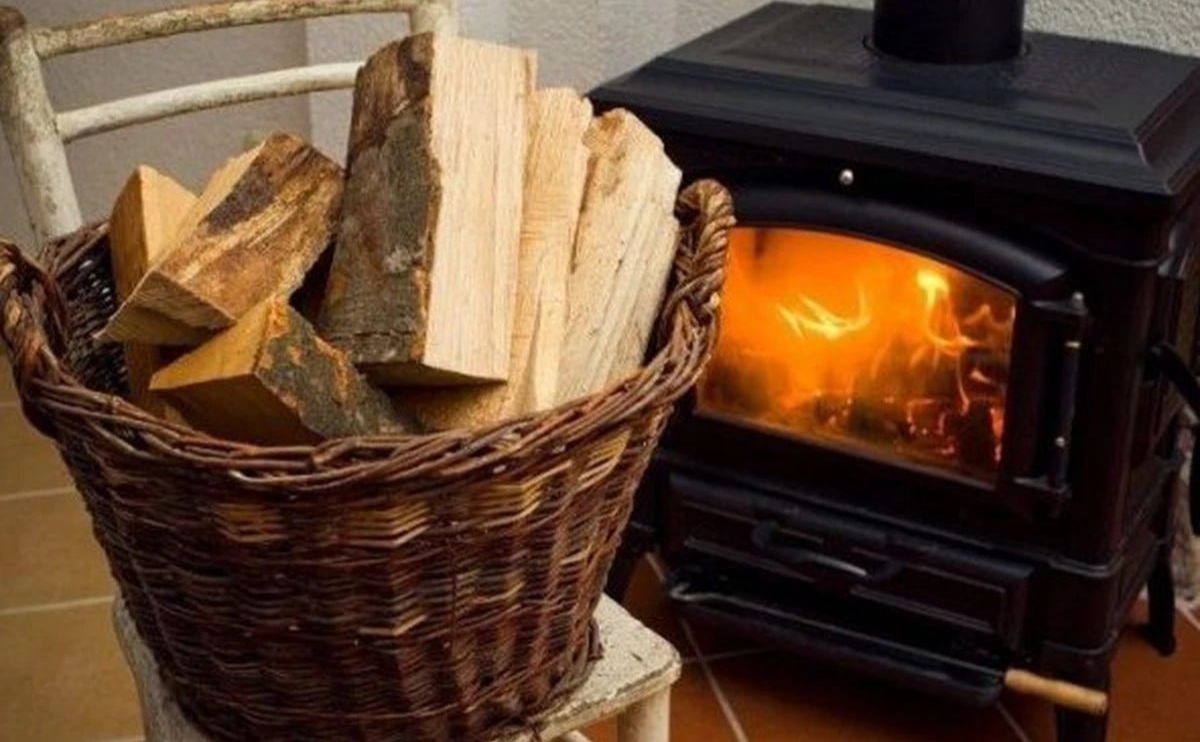 Жителів регіону закликають дотримуватися правил пожежної безпеки в опалювальний сезон