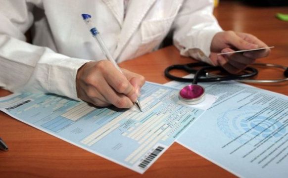 Директор медцентру у Полтаві продав «довідку від мобілізації» за 10 тисяч доларів