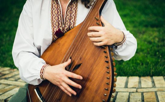 Які свята відзначаємо 9 листопада?