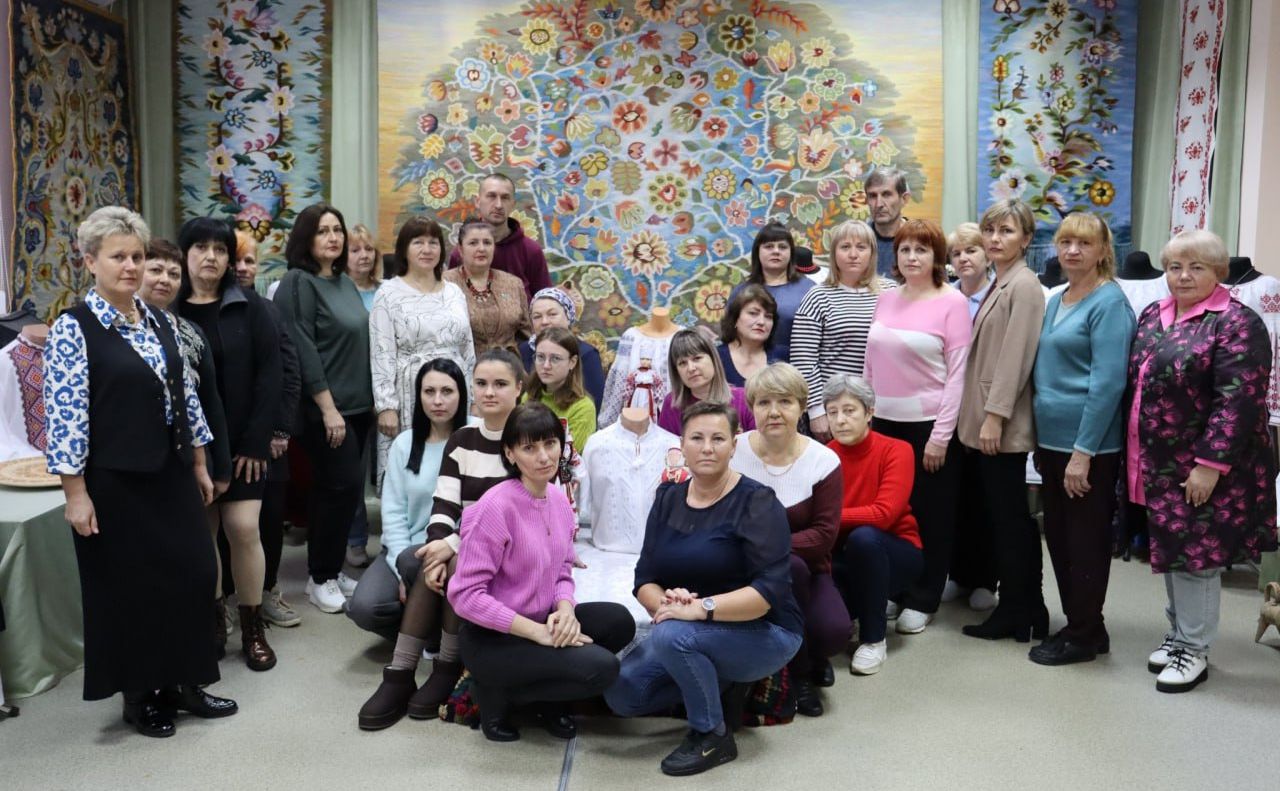 Майстринь ВЦВК відзначили грамотами до Дня працівників культури