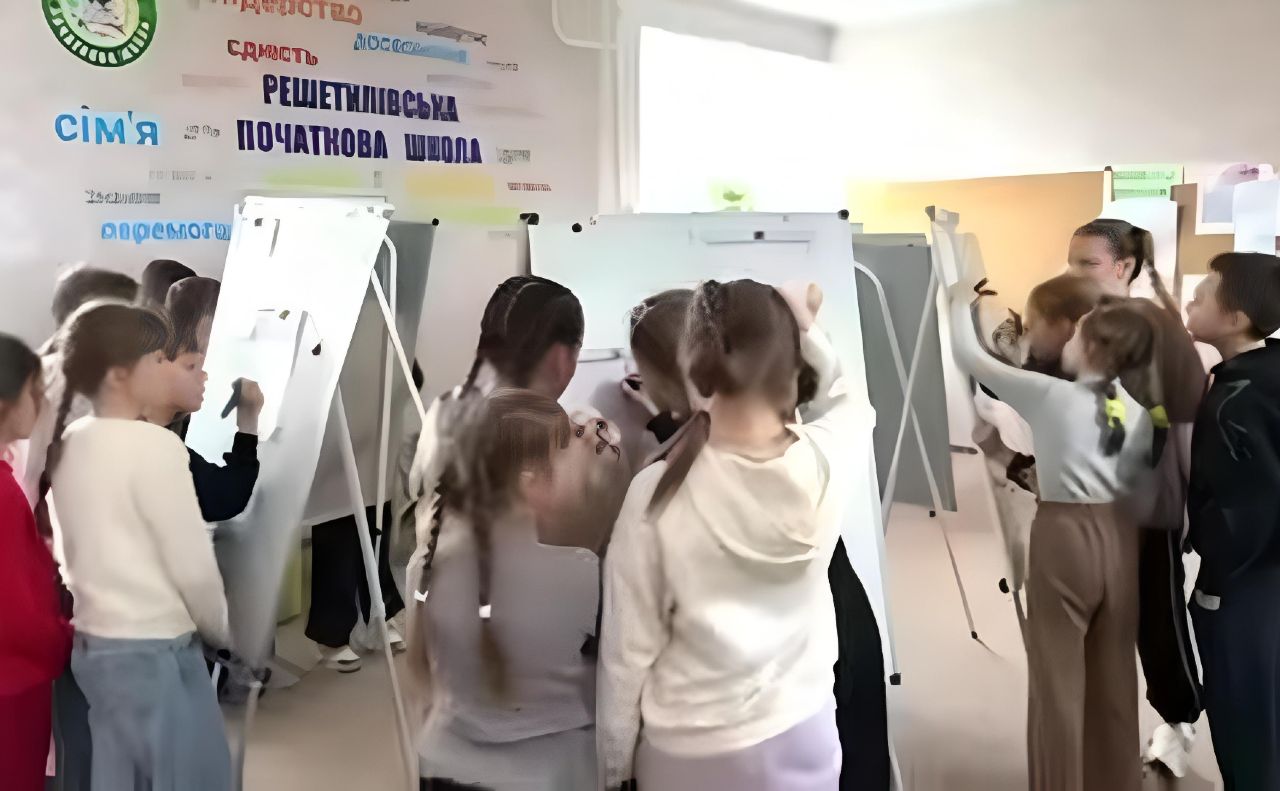 Мовознавчий флешмоб для решетилівських школярів