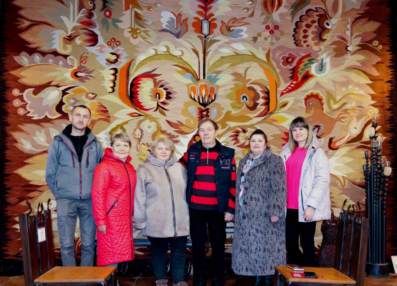 Працівники ВЦВК відвідали гончарну «мекку» України