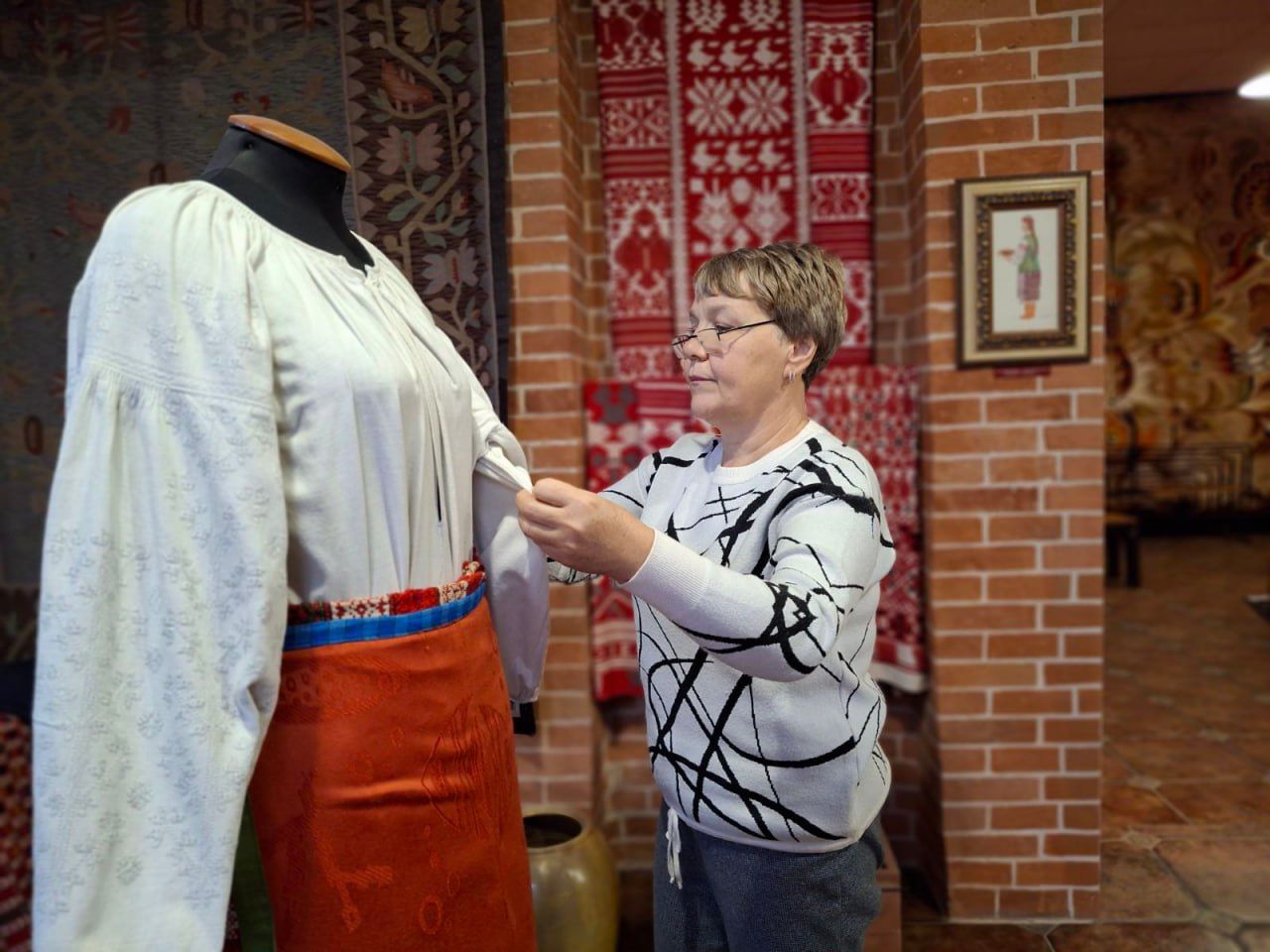 Працівники ВЦВК відвідали гончарну «мекку» України