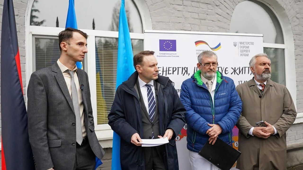 Медзаклади отримали 143 генератори від міжнародних партнерів