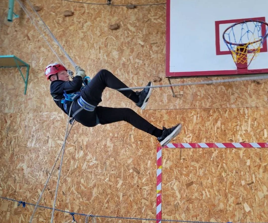 Спортсмени громади взяли участь у змаганнях з пішохідного туризму в приміщенні