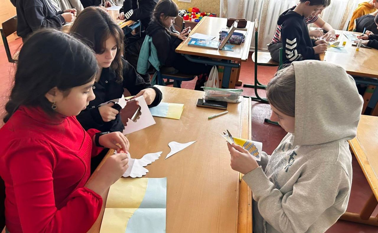 Глибокобалківські школярі відзначили День волонтера