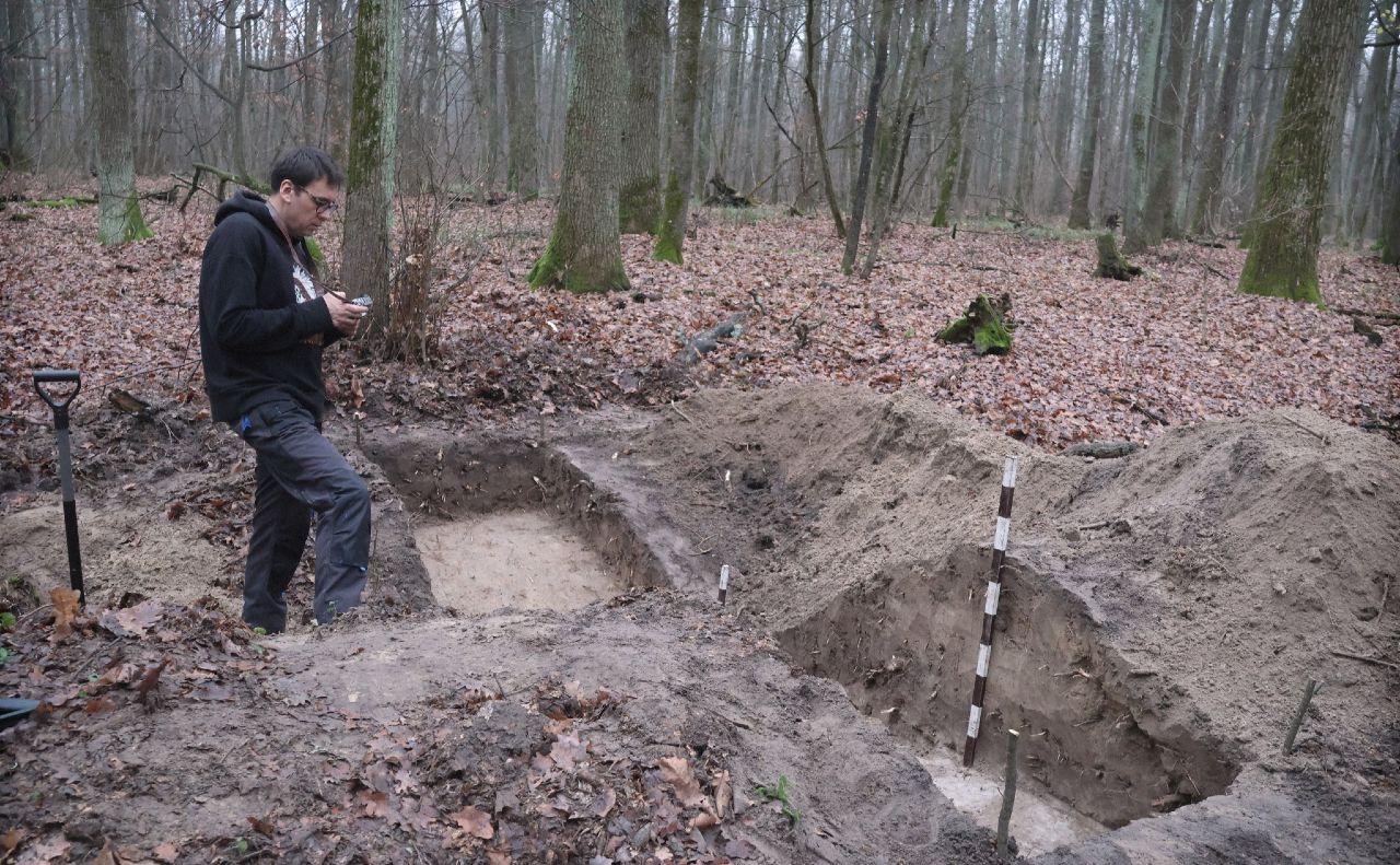 Археологи знайшли біля Котельви рештки козацької фортеці