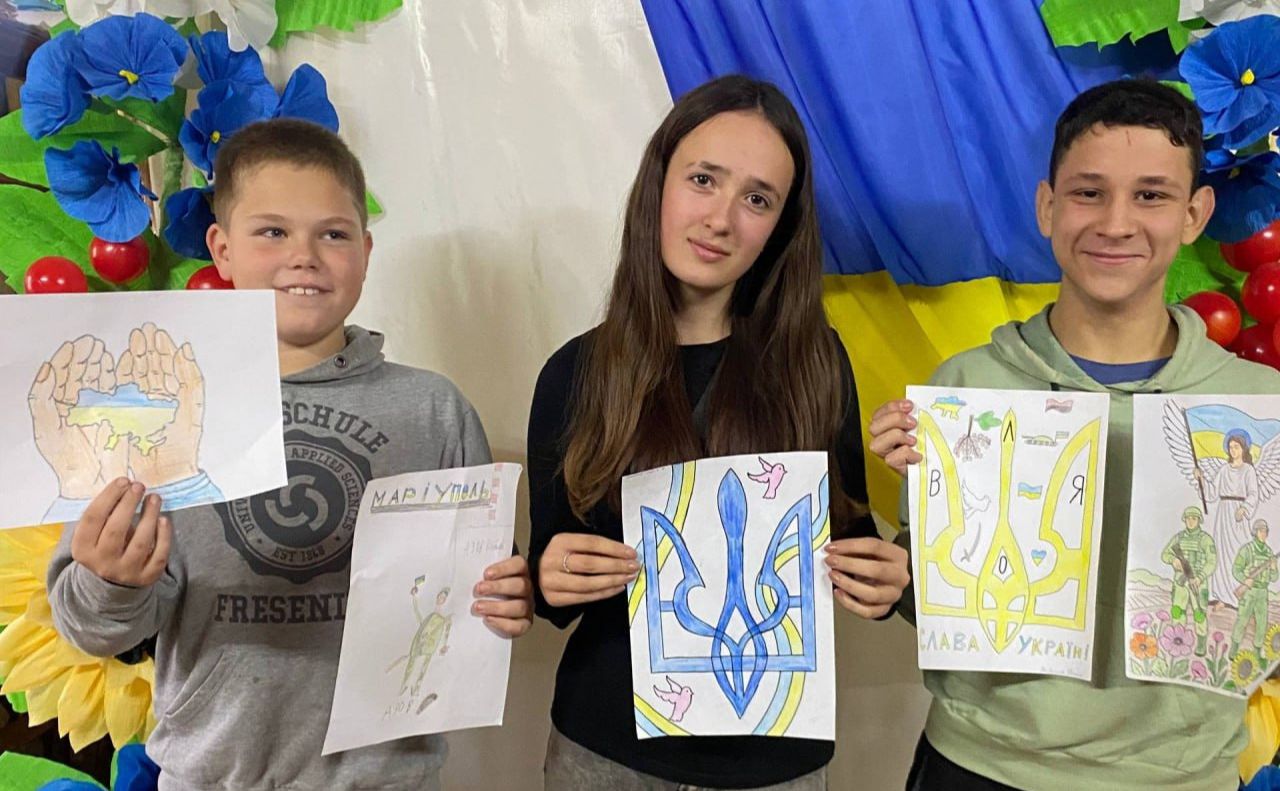 Шамраївські діти створили листівки для захисників