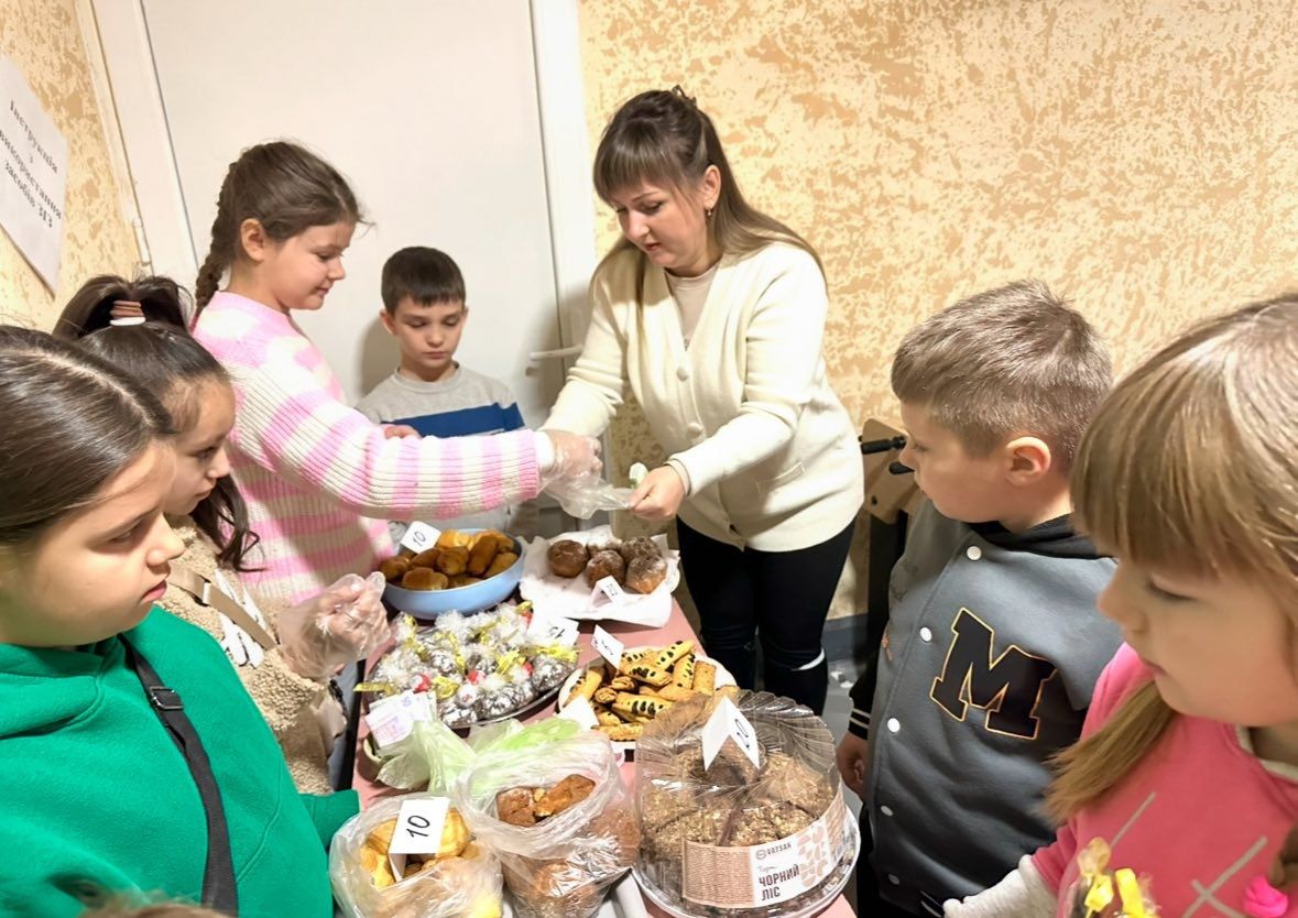 У Решетилівській «початківці» для війська зібрали майже 29 тисяч гривень