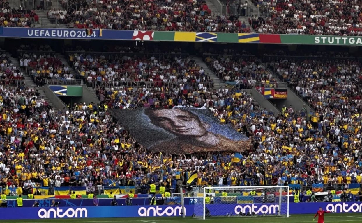 Банер із зображенням Героєм України «Грєнкою» здобув «срібло» Epica Awards