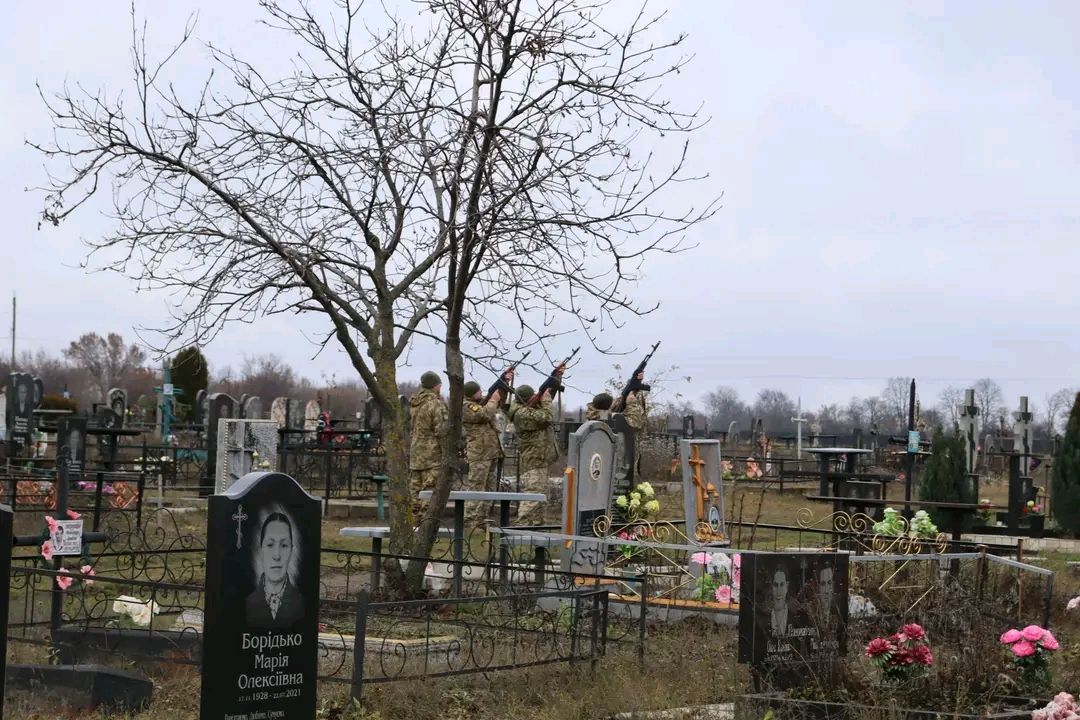 У Решетилівці попрощалися із захисником Віталієм Демченком