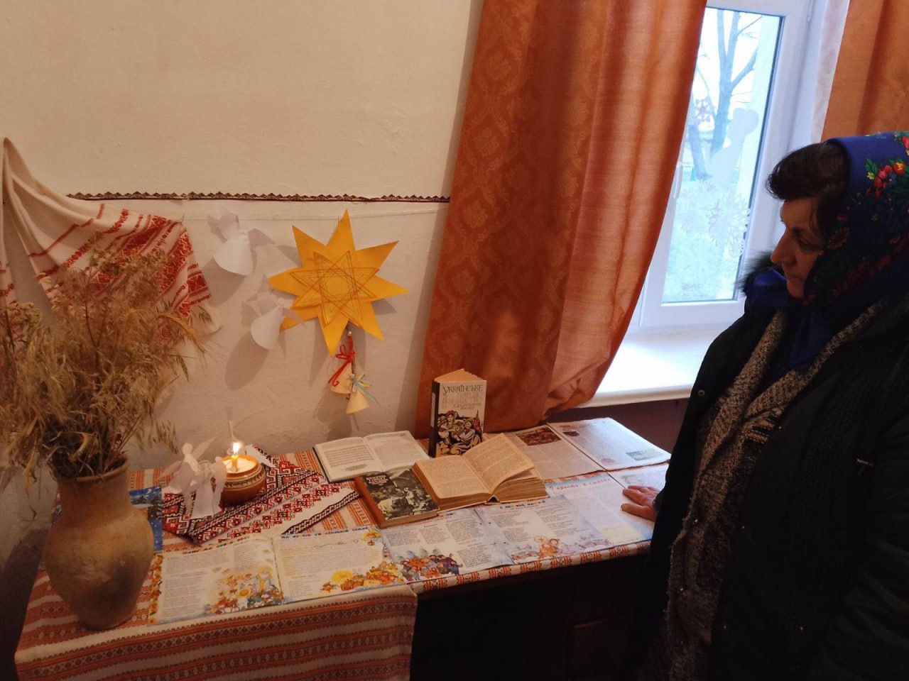 Книгозбірні запрошують познайомитися із різдвяно-новорічними звичаями та традиціями