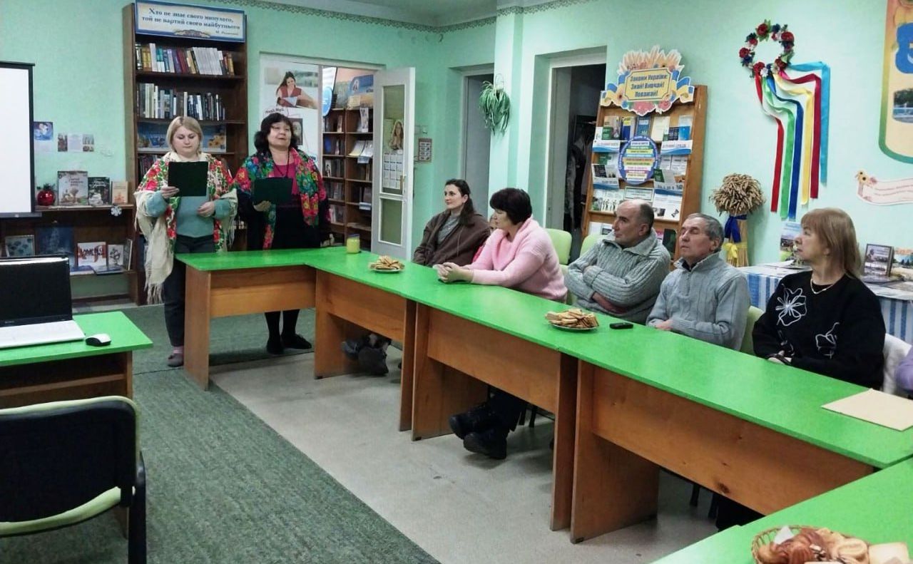 Члени клубу «Ріднокрай» теж колядували