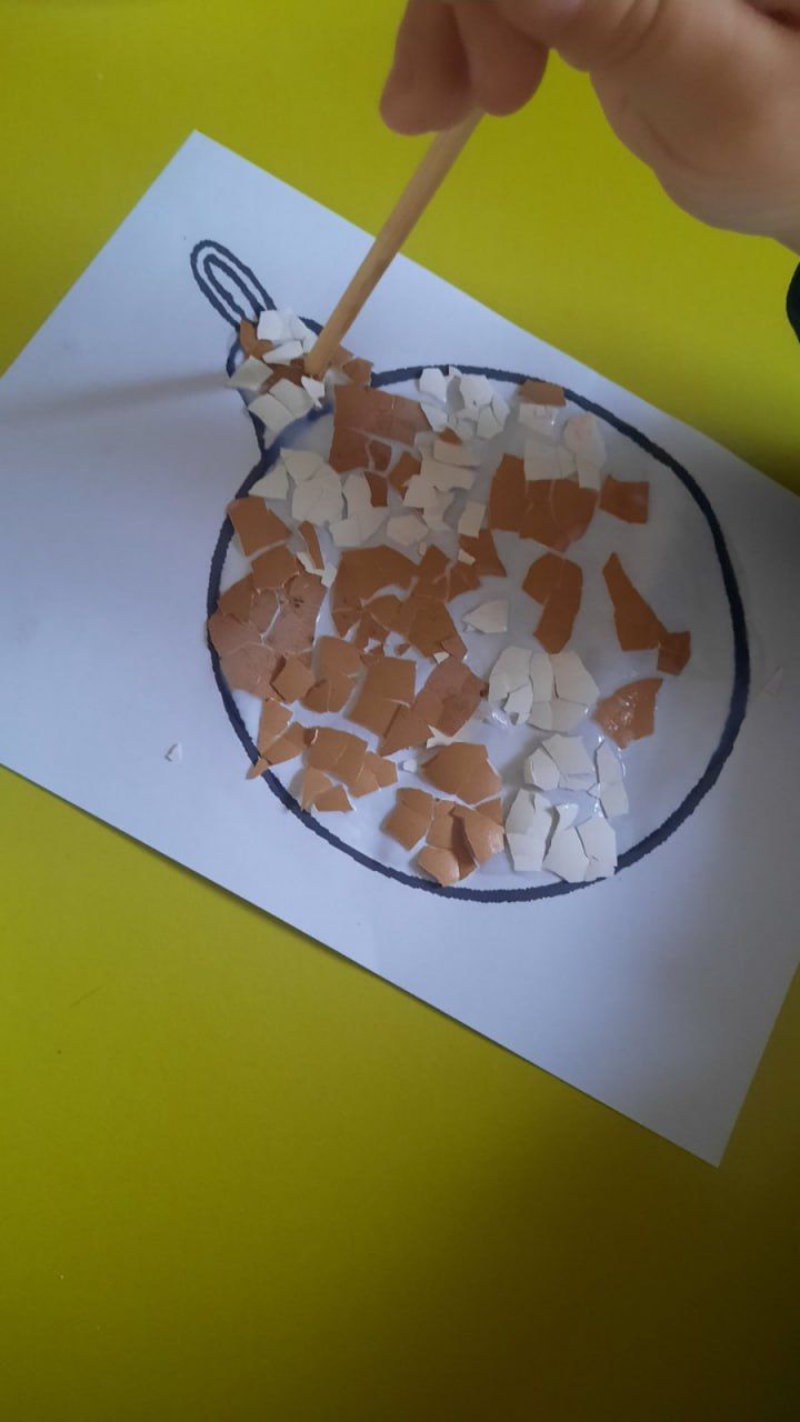 Вихованці Решетилівської філії ПОЕНЦУМ виготовляють новорічні екоприкраси