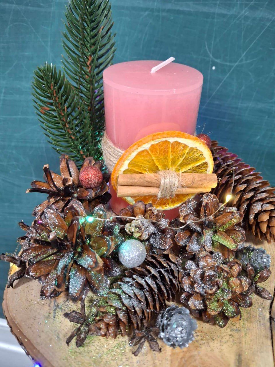 Вихованці Решетилівської філії ПОЕНЦУМ виготовляють новорічні екоприкраси