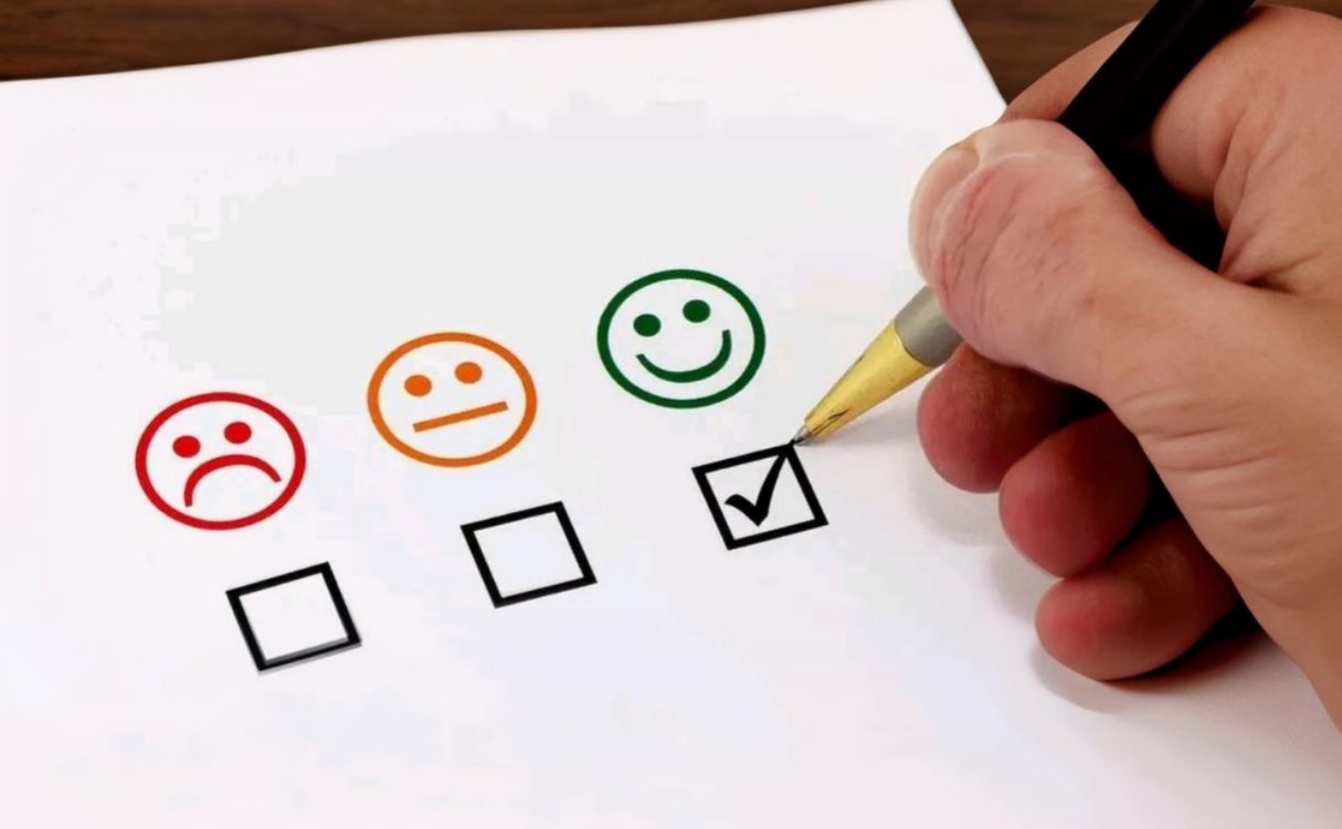 Вимушено-переміщених осіб прохають пройти опитування