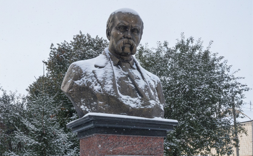 У Решетилівці в День Соборності України піднесуть квіти до пам’ятника Тарасу Шевченку