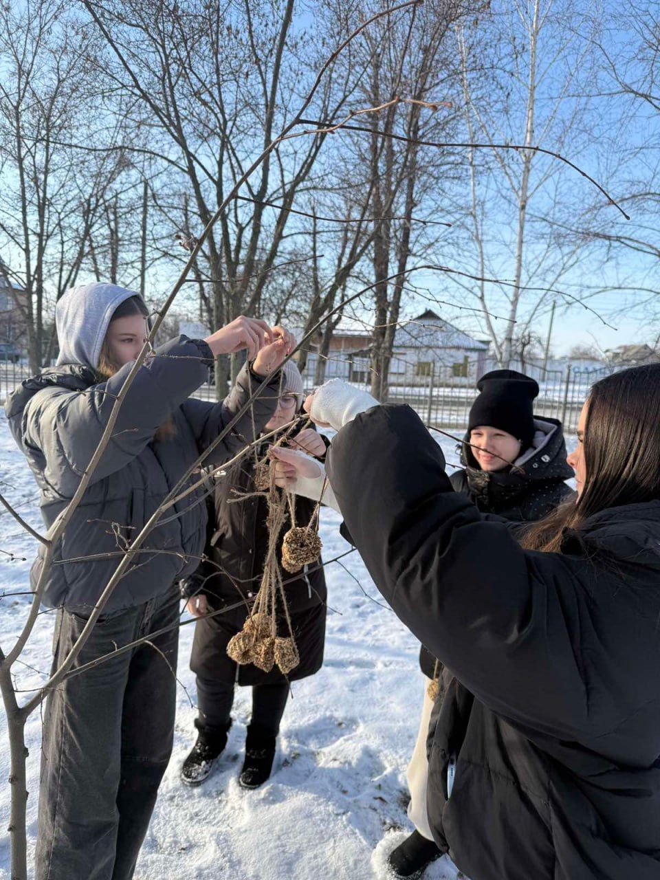 Решетилівські дітлахи відвідали майстерку із виготовлення еко-годівничок