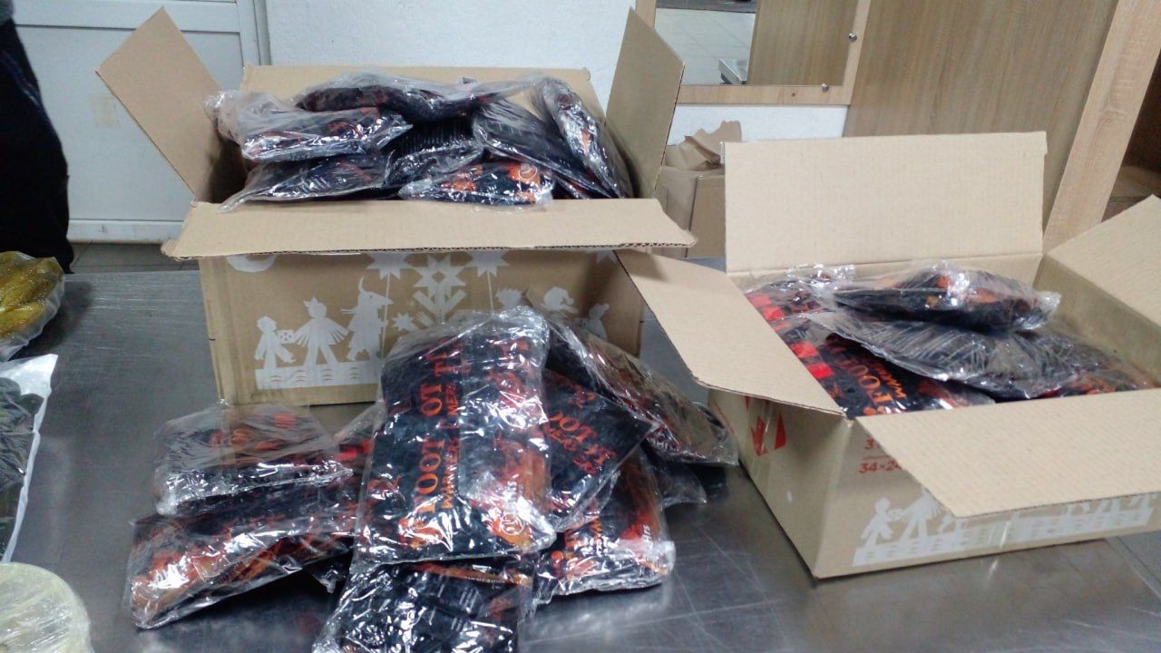 Із Решетилівки відправили гумвантажі для війська