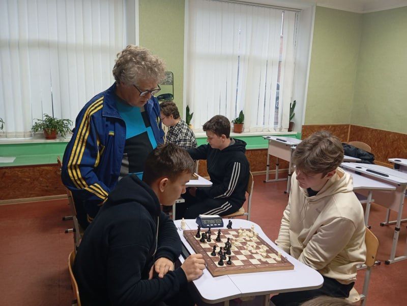 Школярі Решетилівської громади взяли участь у змаганнях із шахів